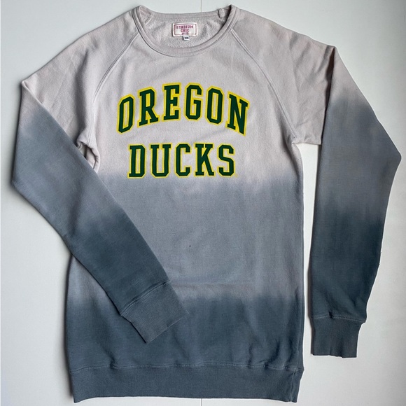 Stadium Chic Women’s Oregon Ducks Crewneck Sweater - Picture 1 of 6